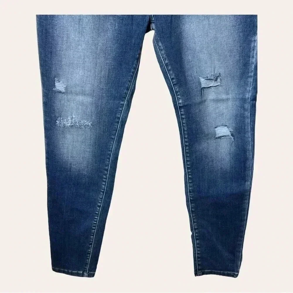 1269. KANCAN HIGH WAISTED SUPER SKINNY DENIM JEANS SIZE 15/31 FACTORY DISTRESSED